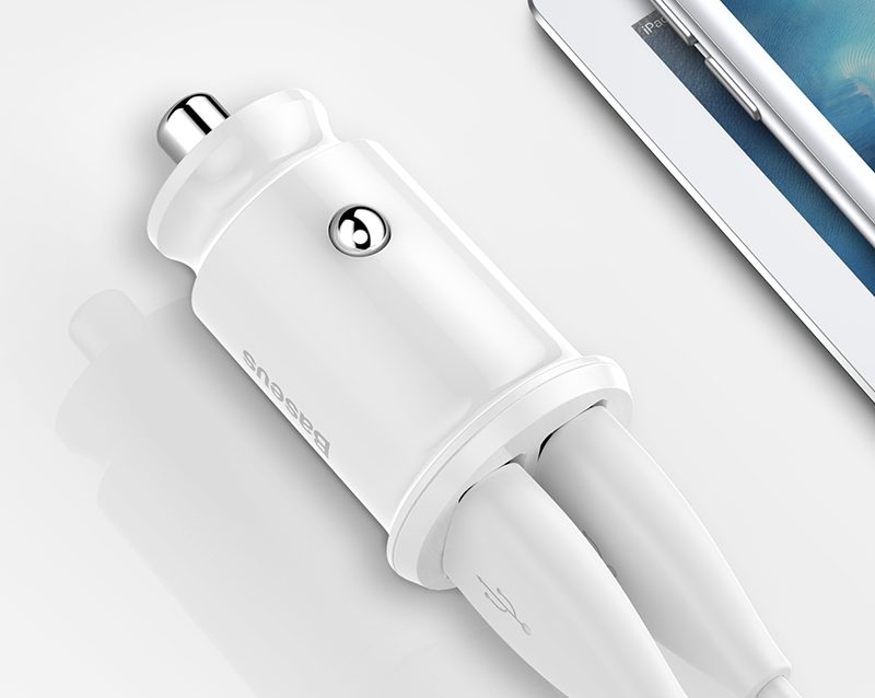 tau sac nhanh 30w baseus ccall ml01 2 cong dual usb 5v 3 1a cho xe hoi O to 1